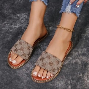 <span class=keywords><strong>Sandali</strong></span> Estivi 2026 da <span class=keywords><strong>Donna</strong></span> Europei e Americani, Nuova Tendenza Moda Transfrontaliera, Ciabatte da Spiaggia Piatte <span class=keywords><strong>Taglie</strong></span> <span class=keywords><strong>Grandi</strong></span> - Product Image 3