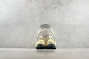 Zapatos deportivos clásicos de moda con diseño de piel sintética y cordones, de alta calidad, con amortiguación 9060, para hombre, se están vendiendo bien. - Product Image 5