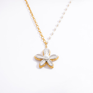 Collar de Perlas de Acero Inoxidable con Colgante de Flor, Cadena de Clavícula de Oro de 18K, para Uso Diario - Product Image 4