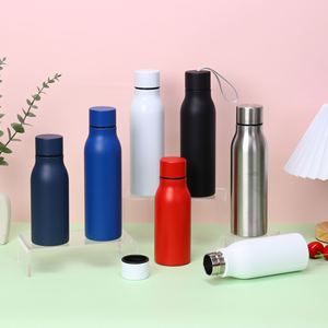 Petite gourde américaine décontractée, tasse isotherme en acier inoxydable avec sangle pour l'entraînement à la salle de sport et le camping du week-end - Product Image 4