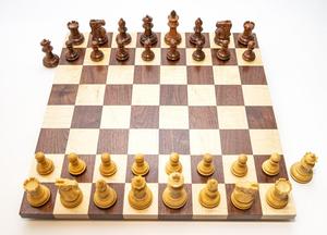 Juego de mesa de madera hecho a mano, juego de <span class=keywords><strong>ajedrez</strong></span> real de lujo <span class=keywords><strong>moderno</strong></span>, regalo de cumpleaños, aniversario - Product Image 4