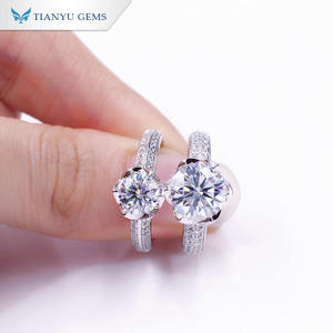 Anillo Tianyu de Plata de Ley S925 Chapado en Oro con Moissanita de 1ct 3ct, Engaste de Puntas, Diseño Minimalista y Elegante para Uso Diario de Mujeres - Product Image 3