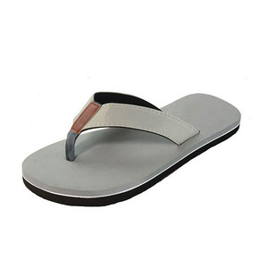 <span class=keywords><strong>Tongs</strong></span> à <span class=keywords><strong>semelle</strong></span> épaisse de logo personnalisé d'approvisionnement d'usine pour les hommes - Product Image 1