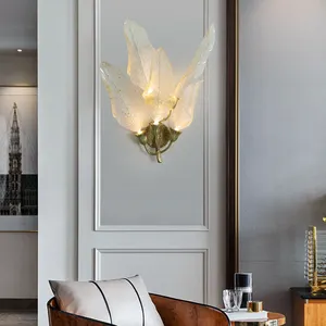 Lampada da parete francese di lusso retrò villa europea soggiorno studio lampada da comodino lampada da parete interna in rame di lusso semplice e leggera