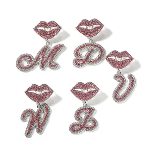 Factory direct sales Hip hop cubic zirconia diamond iced out ALLOY Lips Figure two letter pendant fashion jewelry necklaces