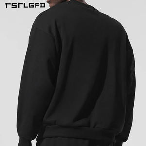 Sweat-shirt surdimensionné personnalisé pour homme, col rond, en mélange de coton recyclé épais, avec épaules tombantes, pour un ensemble décontracté coordonné - Product Image 4