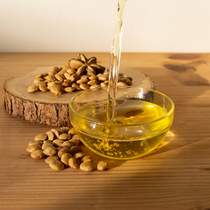 Aceite de Sacha Inchi Orgánico de Vietnam |   Aceite de Cocina 100% Puro a Base de Plantas en Envase de Tambor para Suministro a Granel - Product Image 1