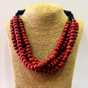 Vente en gros de colliers de perles mode vintage bijoux de conception tribale en corail rouge naturel sculpté à plusieurs brins - Product Image 1