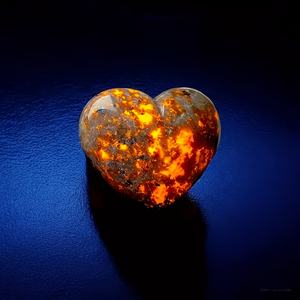 Cristal de Yooperlita en Forma de Corazón, Piedra Natural Pulida para Decoración del Hogar y Regalos Navideños, Venta al por Mayor - Product Image 3