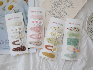 Barrettes à cheveux pour filles, pinces à cheveux en tissu avec broderie fleur de marguerite, accessoires pour cheveux faits à la main pour enfants - Product Image 1