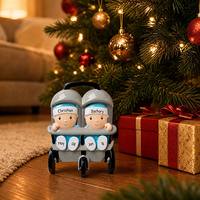 Ornement de Noël en résine poussette jumeaux, date de naissance nouveau-né, roues argentées, haute qualité, durable, souvenir moderne à suspendre à l'arbre