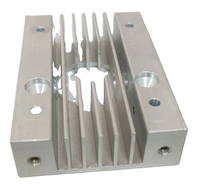 Bloc de fixation carré usiné CNC en acier inoxydable/aluminium, composants de plaque de montage à découpes internes multi-trous sur mesure, usinage par électroérosion à fil