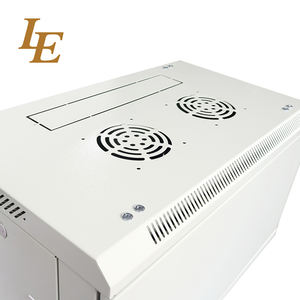 Gabinete para Servidor de 19 Pulgadas 9U con Puerta de Vidrio, Ventilador, Cerraduras y Paneles Laterales Extraíbles, 17.7 Pulgadas de Profundidad, Embalaje Plano - Product Image 1