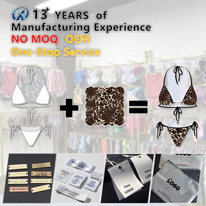 Costume da bagno con motivo mimetico di ispirazione sportiva Bikini con logo personalizzato con pantaloncini Bikini a 3 pezzi - Product Image 2