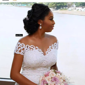 African Mermaid Wedding Dress <b>White</b> <b>Lace</b> Applique Sweetheart Neckline Plus Size Fashionable Travel Photography - Product Image 2