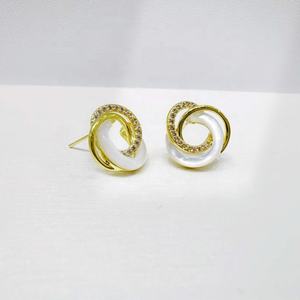 Pendientes de plata de ley 925 geométricos, finos, sencillos, bonitos, triangulares, chapados en oro, con gemas, para mujer, a la moda. - Product Image 2