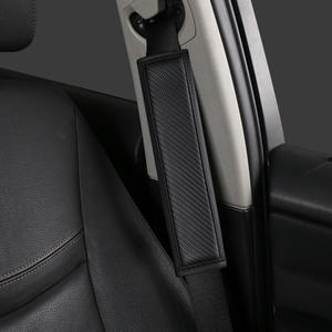 Housse de protection transfrontalière pour ceinture de sécurité de voiture <span class=keywords><strong>en</strong></span> fibre de carbone <span class=keywords><strong>en</strong></span> polyester <span class=keywords><strong>Safety</strong></span> <span class=keywords><strong>First</strong></span> - Product Image 2