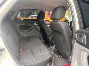 Venta al por Mayor de <span class=keywords><strong>Ford</strong></span> <span class=keywords><strong>Focus</strong></span> <span class=keywords><strong>2016</strong></span> <span class=keywords><strong>Usado</strong></span>, Automático, Asientos de Tela, Cámara Trasera, Volante a la Izquierda, <span class=keywords><strong>Precio</strong></span> Bajo, Familiar - Product Image 6