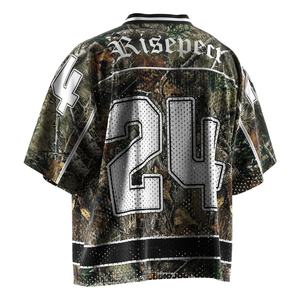 Maillot de football américain rétro avec tissu à séchage rapide, finition anti-humidité et motif personnalisable pour les matchs. - Product Image 6