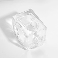 Diffuseur de parfum moderne haut de gamme en verre carré avec impression sérigraphique, bouteille de 200 ml avec bouchon en bois pour usage cosmétique, parfum, chambre, voiture, hôtel