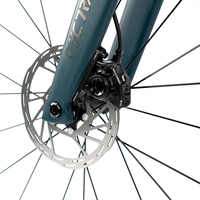 Vélo de route hybride de course CYCTRAC R18 Sports SENTYEH ES7000 13 vitesses avec changement de vitesse électronique sans fil, cadre en fibre de carbone
