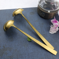 Ensemble de louches à soupe et cuillères ajourées en acier inoxydable 304 doré satiné mat, à long manche, pour buffet, hôtel, restaurant, vente en gros
