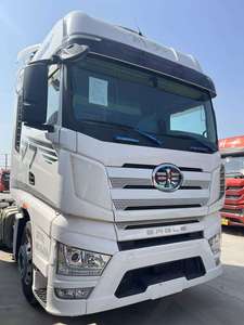 Camión Tractor FA-W J7 6x4 Usado, Año 2021, 550HP, Color Blanco, Cabina de Techo Alto, Rendimiento Premium, Transporte de Contenedores de Larga Distancia, Minería - Product Image 1
