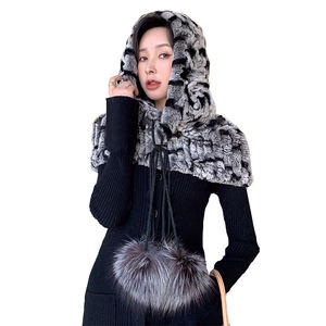 Poncho en fourrure de lapin Rex véritable pour femmes, capuche châle tissée en tricot avec capes élastiques, étoles et pompons de <span class=keywords><strong>renard</strong></span> pour l'hiver - Product Image 1
