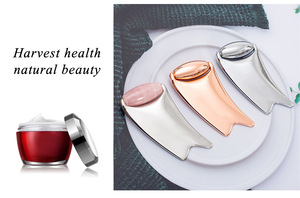 Masajeador de rodillo facial Guasha: El secreto de belleza antiguo cumple con la herramienta moderna para una piel más ajustada y brillante - Product Image 6