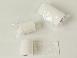 Bandages de premiers secours en rouleaux PBT, bandages médicaux auto-adhésifs PBT, gaze élastique haute élasticité pour fixation médicale, fournis directement par l'usine. - Product Image 3
