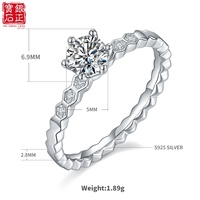 Bague pour femme en argent sterling S925 plaqué rhodium, motif nid d'abeille, moissanite couleur D 0,5 ct