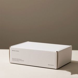 กล่องของขวัญพับได้แบบกำหนดเอง ทำจากกระดาษแข็งหรูหรา ใช้วัสดุรีไซเคิล เคลือบ UV โลโก้ขนาดใหญ่ เคลือบเงาและด้าน - Product Image 4