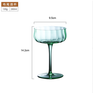 Creative Antique Glass Set-Juego de vidrio alto en forma de tulipán verde soplado a mano para beber vino vintage-Diseño floral Retro - Product Image 5