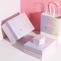 Conception personnalisée de luxe ruban emballage boîte-cadeau boîtes de papier en carton