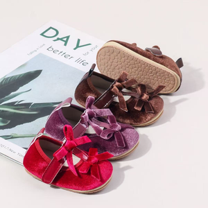 Nouvelles chaussures pour bébés filles à semelle souple, premières chaussures de marche pour bébés - Product Image 2