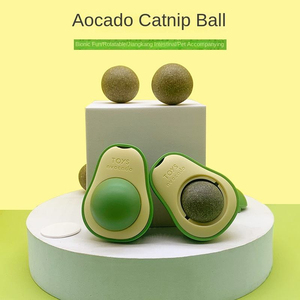 Jouets à mâcher pour chats en plastique écologiques hautement interactifs, ensemble de balles à catnip en forme d'avocat durables pour chats, design rotatif, nettoyage des dents - Product Image 3