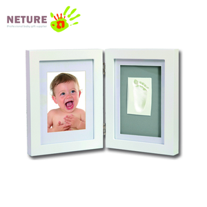 عرض ساخن علي مجموعة اطار فخار لتجفيف الهواء لطفل صغير الذي يصنع بصمات القدم واليد - Product Image 4