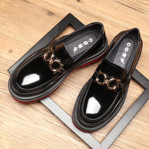 Nouvelles chaussures de soirée confortables et légères en cuir véritable à semelle épaisse et à bout rond pour hommes - Product Image 1