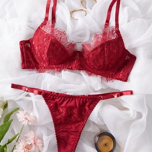 Nuovo Set di Lingerie <span class=keywords><strong>Sexy</strong></span> Europeo e Americano con <span class=keywords><strong>Reggiseno</strong></span> in Pizzo Trasparente e Schiena Scoperta, Mini Intimo per Seno Abbondante - Product Image 2