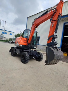 รถขุดล้อยาง DOOSAN DX60W-9C ขนาด 6 ตัน เครื่องยนต์ Weichai พร้อมชุดเกียร์ สำหรับงานขุดถนนเทศบาล ท่อส่งน้ำ จัดสวน และงานฟาร์ม - Product Image 3
