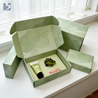 Boîte en carton ondulé E Flute vert sauge personnalisée pour outils de maquillage, ensemble de nettoyants pour le visage, emballage cosmétique, boîte pliante pour expédition