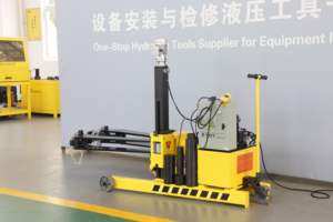 Extracteur d'engrenage <span class=keywords><strong>hydraulique</strong></span> <span class=keywords><strong>fort</strong></span> à 2 bras antidérapant monté sur véhicule 100 tonnes ENERPAC identique - Product Image 5