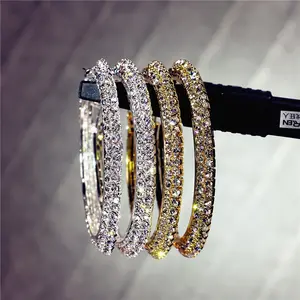 Huggie — boucles d'oreilles en or blanc, bijoux à la mode, boucles d'oreilles avec Double rangée de diamant, superbe, de danse hip hop