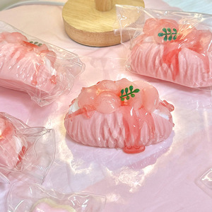 ขนมเค้กนุ่มคุณภาพสูง ไอศกรีม ขนมปัง บีบแล้วคืนรูปช้า นุ่มนิ่ม บรรเทาความเครียด รูปทรงอาหารเหมือนจริง ของขวัญสุดสร้างสรรค์ - Product Image 4