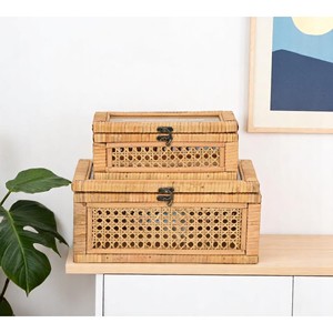 Set di due scatole di gioielli in legno naturale Rattan e vetro HMS Design - Product Image 1