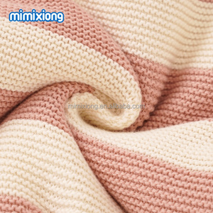 Conjunto de Mameluco y Zapatos a Rayas <span class=keywords><strong>para</strong></span> Bebé Mimixiong, 3 Piezas, Algodón, Caja de Regalo Clásica, Ropa de Punto Suave <span class=keywords><strong>para</strong></span> Recién Nacidos, Niño o Niña - Product Image 3