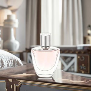 030 Huile de <span class=keywords><strong>parfum</strong></span> florale fruitée écologique de haute qualité pour femmes 50 ml Vaporisateur longue durée Moderne Luxueux Utilisation quotidienne - Product Image 3