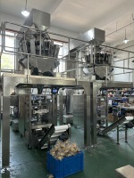 Machine de pesage automatique Weeshine WPV200 haute précision pour sachets de chips de banane, de plantain et de pommes de terre, multifonctionnelle, 20-90 sachets/min