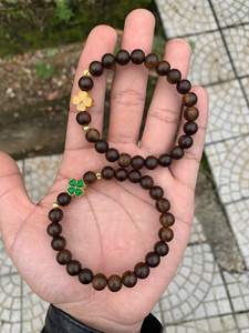 Pulsera de Oración Budista de Agarwood, Joyería Más Popular, Cuentas de Madera Oscura de 8 mm, Resina Negra Natural, Fragancia Dulce y Natural - Product Image 5