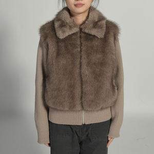 Autunno inverno di lusso da <span class=keywords><strong>donna</strong></span> in pelliccia sintetica <span class=keywords><strong>Cardigan</strong></span> morbido soffice cappotto lavorato a maglia <span class=keywords><strong>con</strong></span> Logo personalizzato e <span class=keywords><strong>cerniera</strong></span> anteriore all'ingrosso - Product Image 3